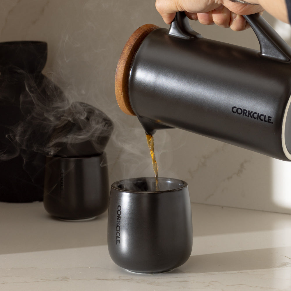 cafe-cups-i2 60e7af654ef9--cafe-cup-lifestyle1.jpg