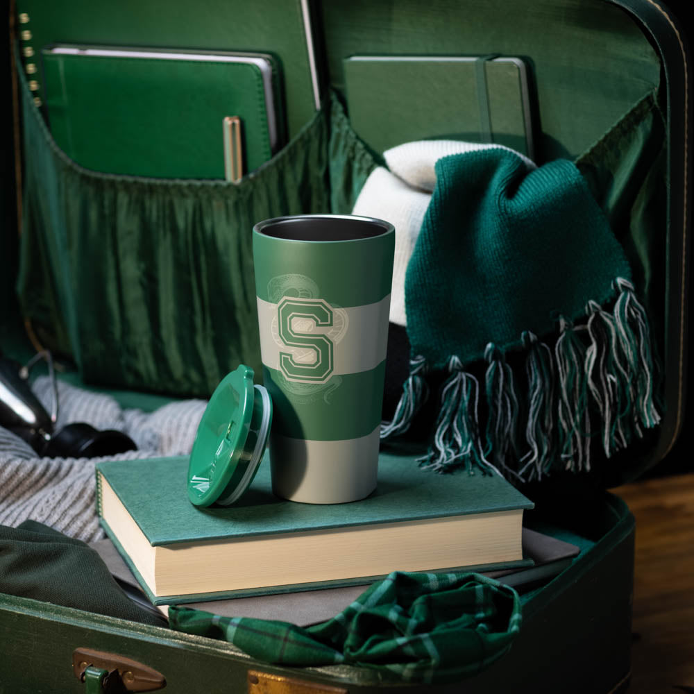 harry-potter-tumbler-q2 84ce9e4c9c5c--HarryPotter-Slytherin-4.jpg