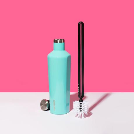 bottle-brush-a6 accessories_bottlebrush_lifestyle.jpg